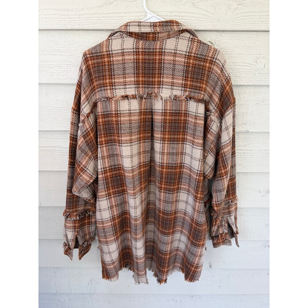 Oli & Hali Plaid Shacket Fringe Raw Hem Oversized Jacket Size Small - Picture 8 of 8